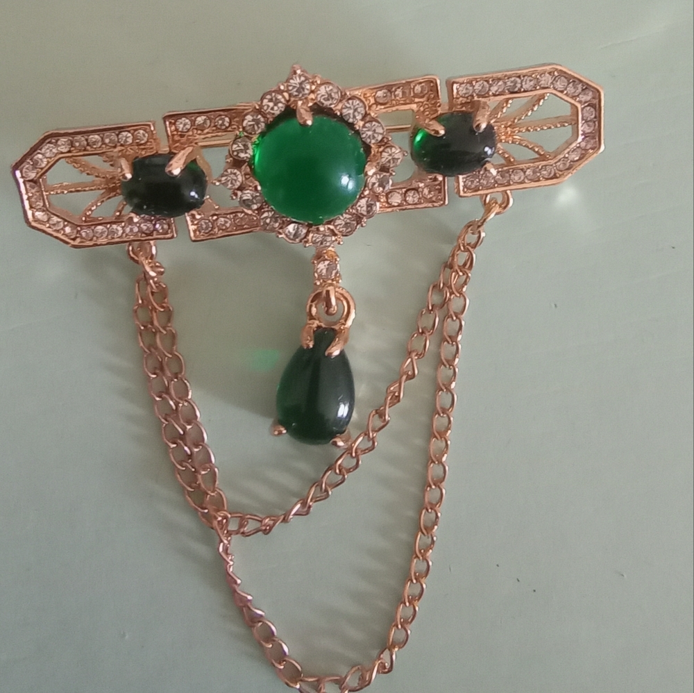 Vintage Green and Gold Brooch with Chain Detail